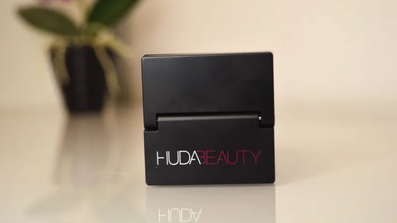 Huda Beauty Pudra Pulbere Review si Pareri personale